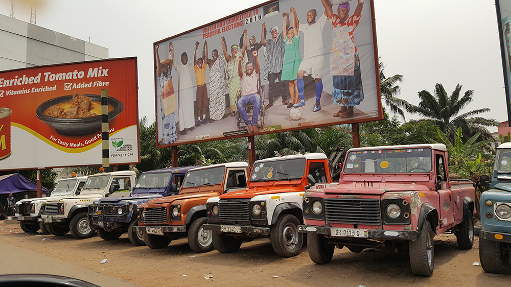 Accra, capital of Ghana: Tough old Land Rover Defenders are still used as breakdown tow vehicles.