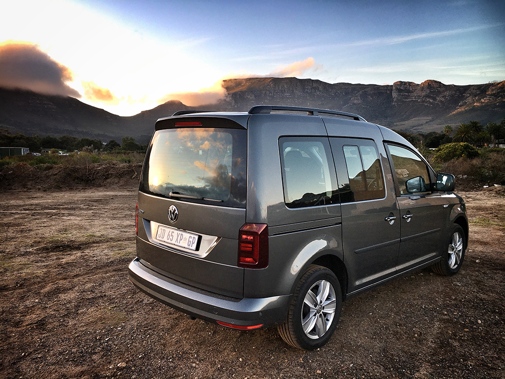 volkswagen caddy 1.0 tsi