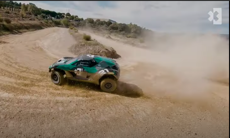 Extreme E | Lewis Hamilton | Team X44 Electric Odyssey | E-SUV | electric | off-road racing