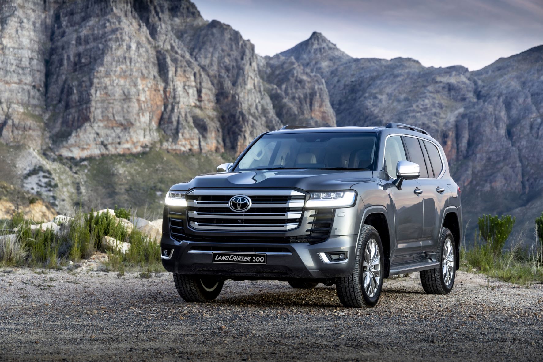 Toyota Land Cruiser Lc 300 2025 Scot V. Woodruff