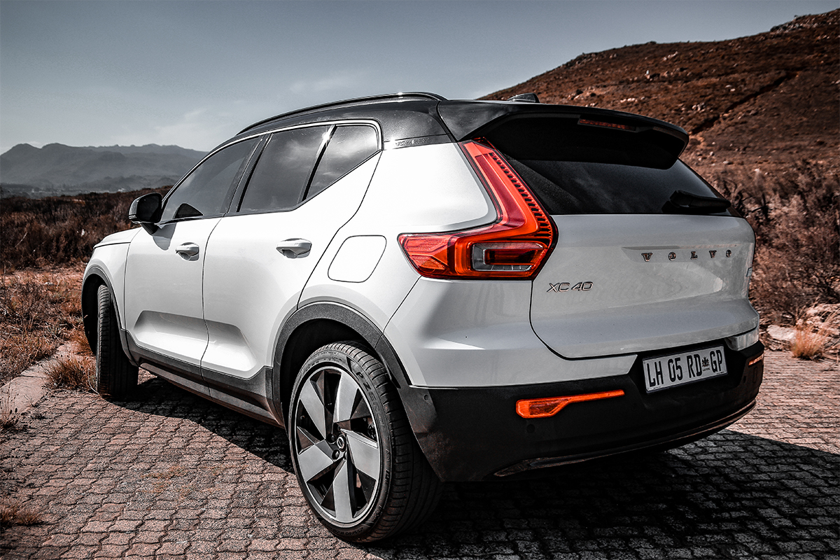 volvo,xc40 recharge